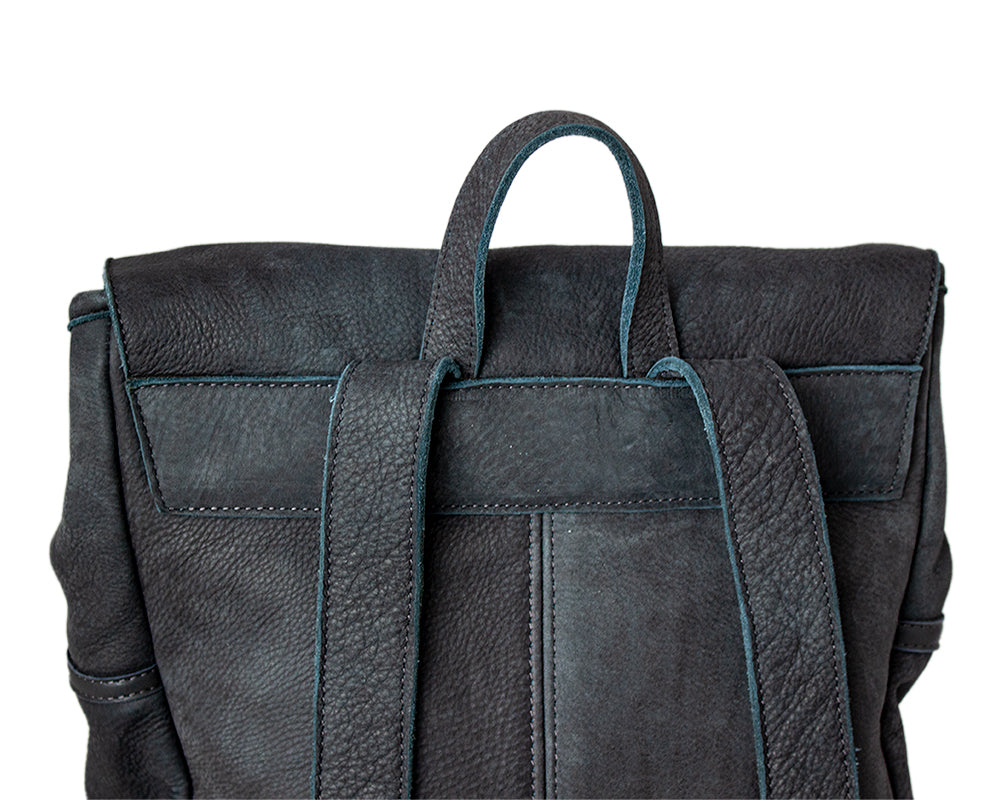 Alexa Backpack Alexa backpack - Limited Edition made of upcycled scrap leather | Rita ...